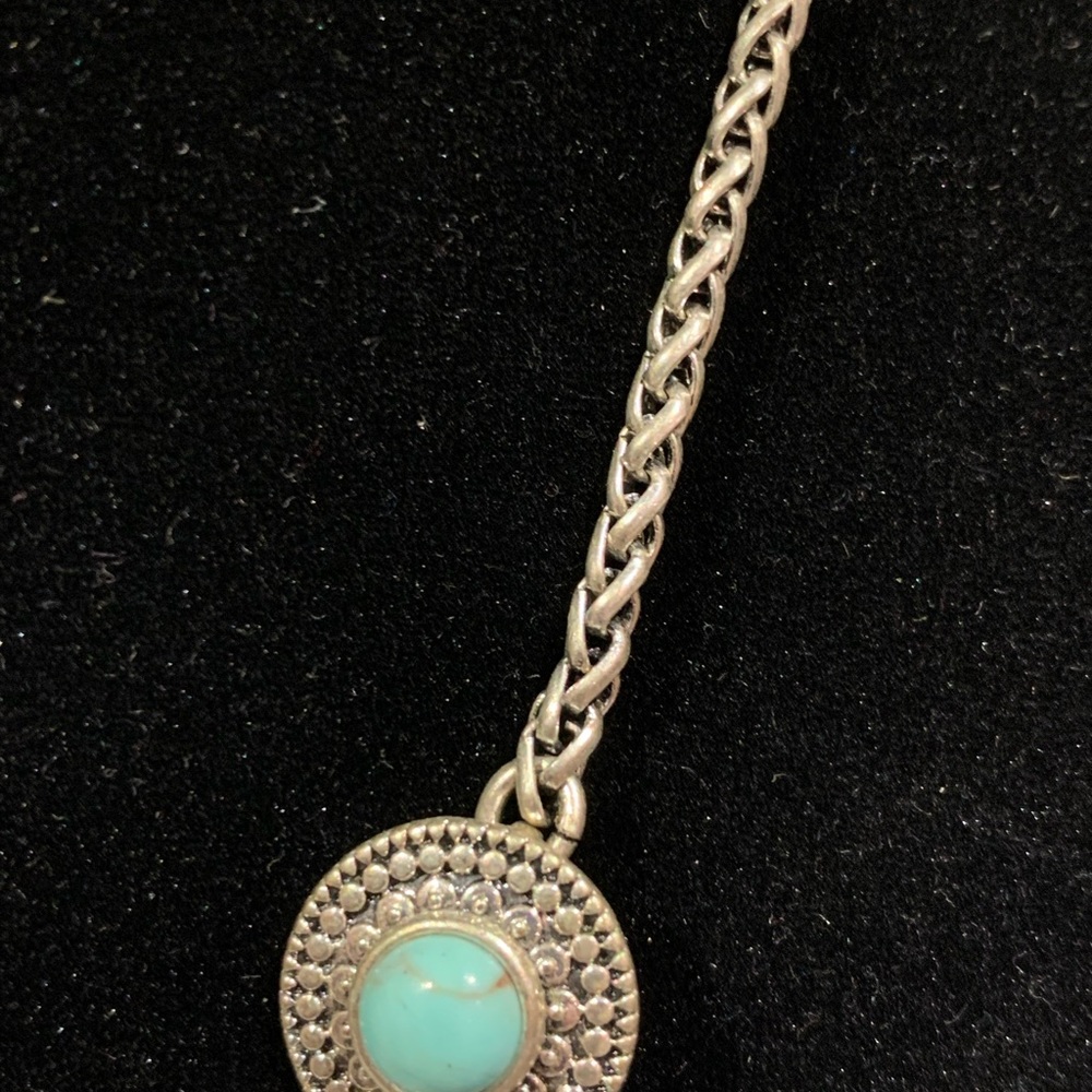 Silver toned necklace - turquoise colored & spiked detail American Indian style - Picture 7 of 11